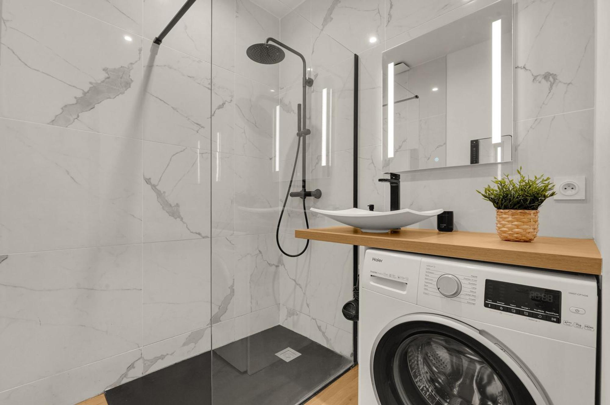 Le Floral - Cosy Studio Climatise Avec Parking Prive Et Netflix ตูลูส ภายนอก รูปภาพ