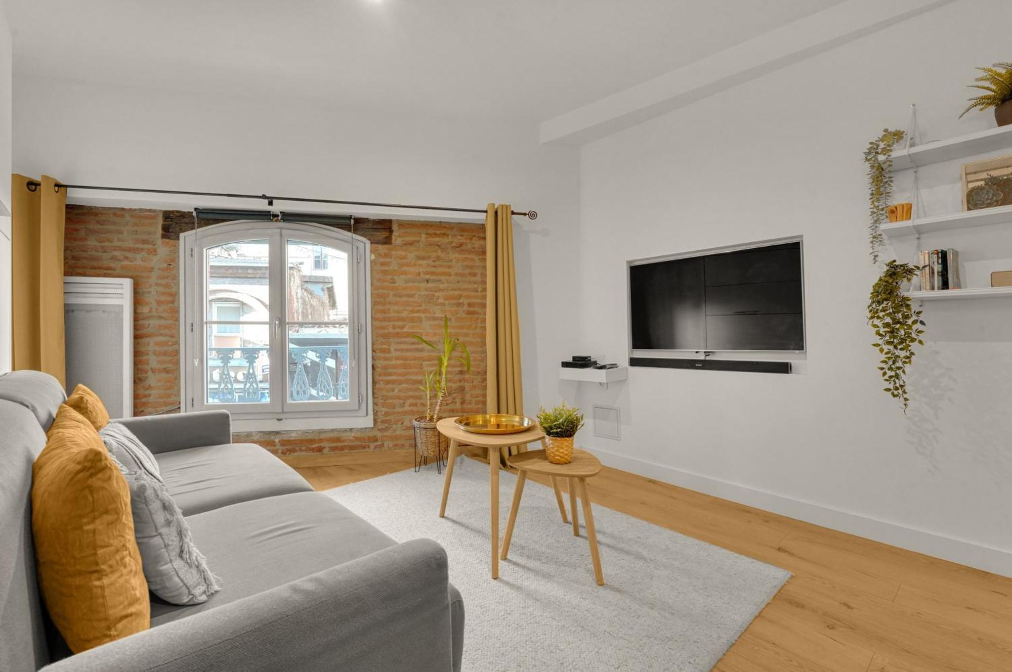 Le Floral - Cosy Studio Climatise Avec Parking Prive Et Netflix ตูลูส ภายนอก รูปภาพ